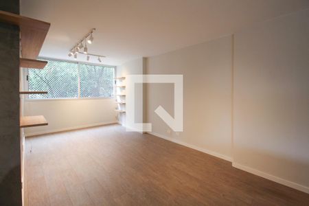 Sala de apartamento para alugar com 3 quartos, 112m² em Vila Olímpia, São Paulo