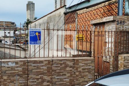 Casa para alugar com 30m², 1 quarto e sem vaga Casa para alugar com 30m², 1 quarto e sem vagaFachada