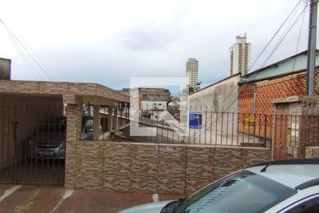 Casa para alugar com 30m², 1 quarto e sem vaga Casa para alugar com 30m², 1 quarto e sem vagaFachada