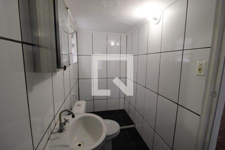 Banheiro de casa para alugar com 1 quarto, 30m² em Vila Nova Cachoeirinha, São Paulo