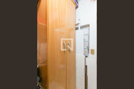 Casa à venda com 150m², 4 quartos e 2 vagas Casa à venda com 150m², 4 quartos e 2 vagasQuarto de serviço