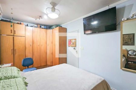 Casa à venda com 150m², 4 quartos e 2 vagas Casa à venda com 150m², 4 quartos e 2 vagasQuarto da suíte