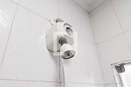 Casa à venda com 150m², 4 quartos e 2 vagas Casa à venda com 150m², 4 quartos e 2 vagasBanheiro da suíte