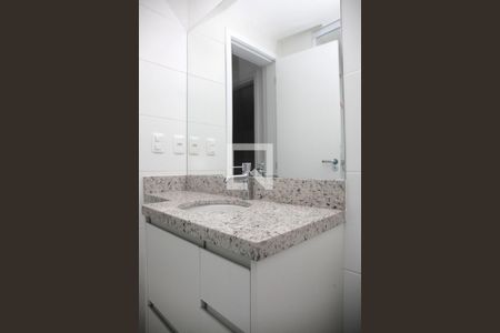 Apartamento à venda com 83m², 2 quartos e 1 vagaBanheiro Quarto 1 Suíte