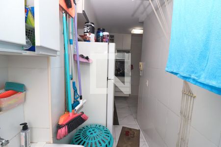 Apartamento à venda com 72m², 3 quartos e 1 vagaÁrea de Serviço