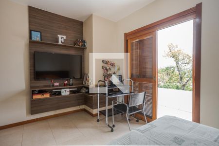 Casa à venda com 264m², 3 quartos e 4 vagasSuíte