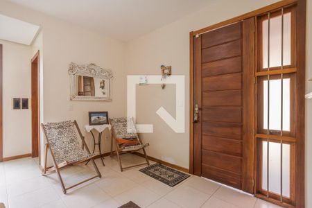 Sala de casa à venda com 3 quartos, 264m² em Bom Jesus, Porto Alegre