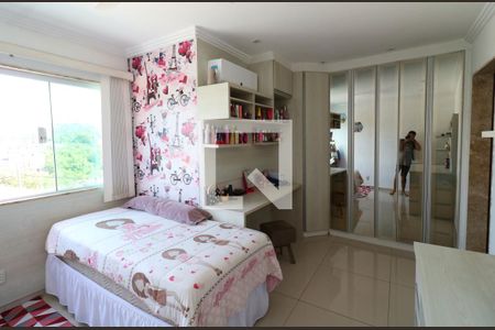 Quarto 1 de casa para alugar com 3 quartos, 400m² em Zumbi, Rio de Janeiro