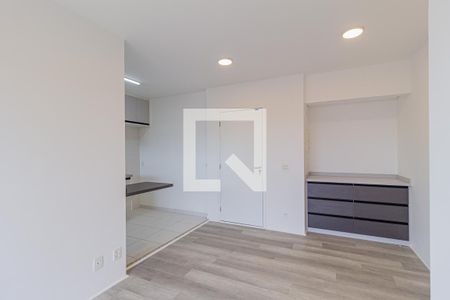 Sala de casa de condomínio para alugar com 3 quartos, 66m² em Jardim das Belezas, Carapicuíba