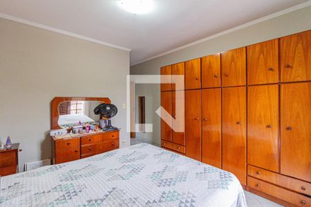 Suíte de casa à venda com 3 quartos, 212m² em Umuarama, Osasco