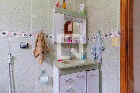 Casa à venda com 212m², 3 quartos e 6 vagasBanheiro da suíte