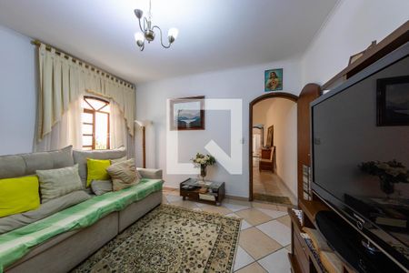 Casa à venda com 160m², 3 quartos e 2 vagasSala