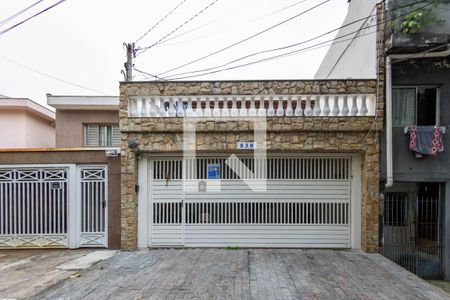 Casa à venda com 160m², 3 quartos e 2 vagasFachada