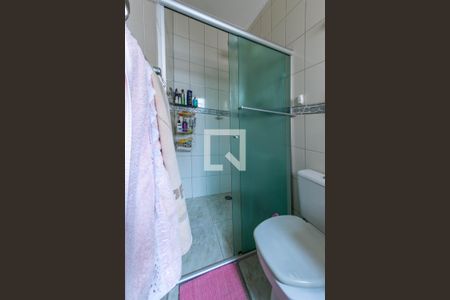 Casa à venda com 160m², 3 quartos e 2 vagasBanheiro 2