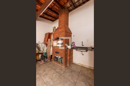 Casa à venda com 160m², 3 quartos e 2 vagasChurrasqueira