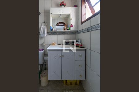 Casa à venda com 160m², 3 quartos e 2 vagasBanheiro 2