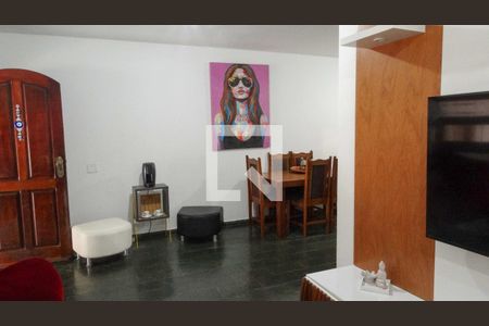 Corredor de casa para alugar com 3 quartos, 150m² em Parque Continental, Osasco