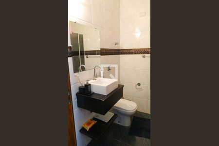 Casa para alugar com 150m², 3 quartos e 3 vagasBanheiro