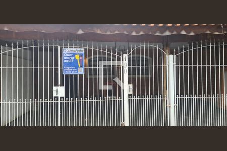 Casa para alugar com 150m², 3 quartos e 3 vagasFach