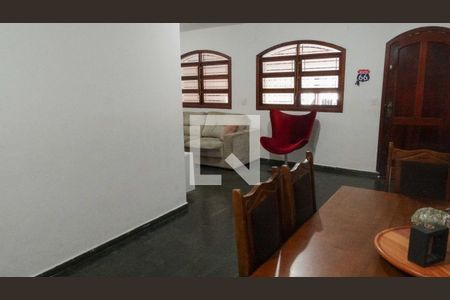Corredor de casa para alugar com 3 quartos, 150m² em Parque Continental, Osasco