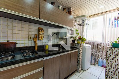 Cozinha de apartamento à venda com 2 quartos, 49m² em Olaria, Canoas