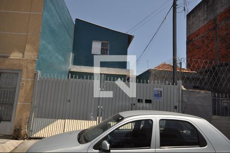 Casa para alugar com 45m², 1 quarto e 1 vaga Casa para alugar com 45m², 1 quarto e 1 vagaFachada