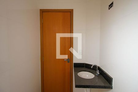 Apartamento à venda com 42m², 2 quartos e sem vagaBanheiro