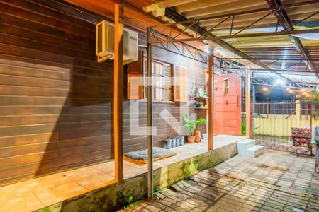 Casa à venda com 130m², 2 quartos e 2 vagas Casa à venda com 130m², 2 quartos e 2 vagasQuintal