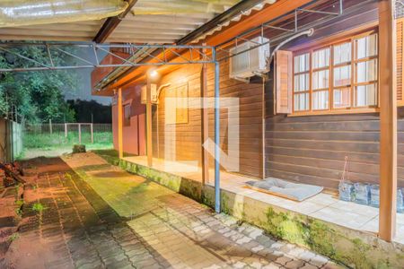 Casa à venda com 130m², 2 quartos e 2 vagas Casa à venda com 130m², 2 quartos e 2 vagasQuintal