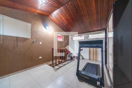 Casa à venda com 210m², 3 quartos e 2 vagasSótão