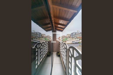 Casa à venda com 210m², 3 quartos e 2 vagasVaranda 