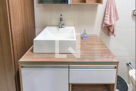 Casa à venda com 210m², 3 quartos e 2 vagasBanheiro do Quarto 1