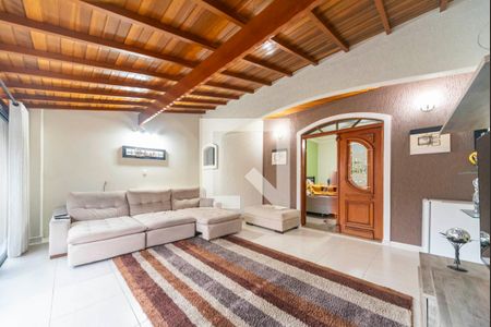 Sala de TV de casa à venda com 3 quartos, 210m² em Jardim Marek, Santo André