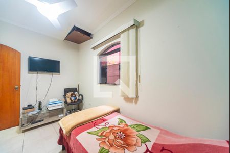 Casa à venda com 210m², 3 quartos e 2 vagasQuarto 2