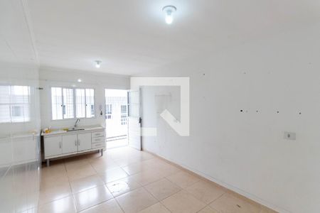Sala/Cozinha de casa para alugar com 1 quarto, 35m² em Vila Silvia, São Paulo
