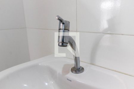 Casa para alugar com 35m², 1 quarto e sem vagaBanheiro - torneira