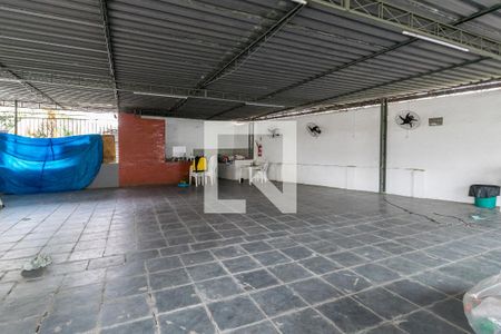 Apartamento para alugar com 50m², 2 quartos e 1 vaga Apartamento para alugar com 50m², 2 quartos e 1 vagaÁrea comum - Salão de festas