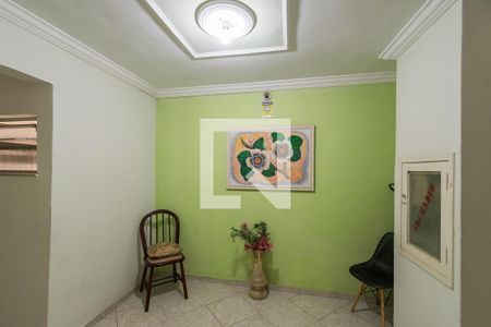 Área comum - Hall do andar de apartamento para alugar com 2 quartos, 50m² em Cordovil, Rio de Janeiro