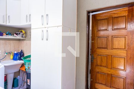 Casa à venda com 183m², 3 quartos e 4 vagas Casa à venda com 183m², 3 quartos e 4 vagasLavanderia