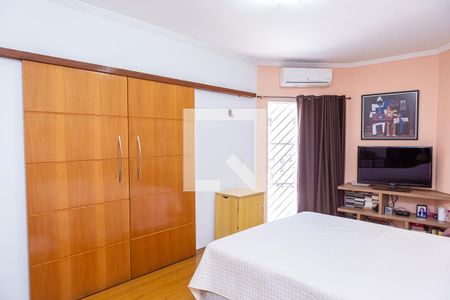 Casa à venda com 183m², 3 quartos e 4 vagas Casa à venda com 183m², 3 quartos e 4 vagasSuíte