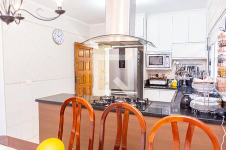 Casa à venda com 183m², 3 quartos e 4 vagas Casa à venda com 183m², 3 quartos e 4 vagasCozinha