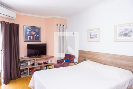 Casa à venda com 183m², 3 quartos e 4 vagas Casa à venda com 183m², 3 quartos e 4 vagasSuíte