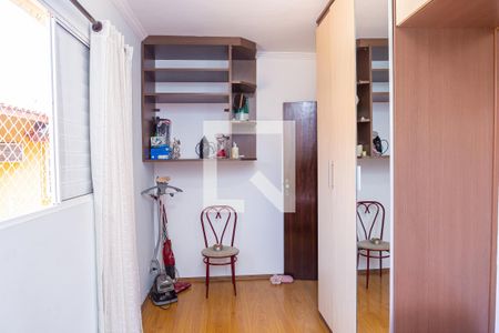 Casa à venda com 183m², 3 quartos e 4 vagas Casa à venda com 183m², 3 quartos e 4 vagasQuarto 2