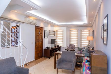 Sala de casa à venda com 3 quartos, 183m² em Chácara Cruzeiro do Sul, São Paulo