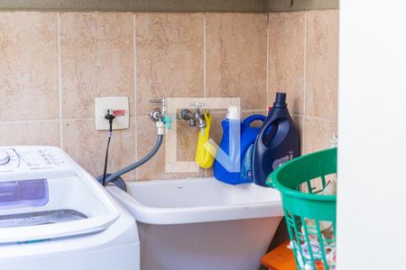 Casa à venda com 183m², 3 quartos e 4 vagas Casa à venda com 183m², 3 quartos e 4 vagasLavanderia