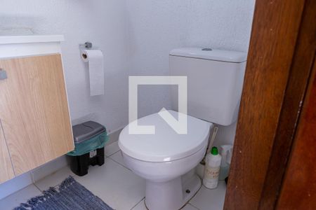 Casa à venda com 183m², 3 quartos e 4 vagas Casa à venda com 183m², 3 quartos e 4 vagasLavabo da Área gourmet