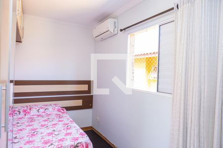 Casa à venda com 183m², 3 quartos e 4 vagas Casa à venda com 183m², 3 quartos e 4 vagasQuarto 2