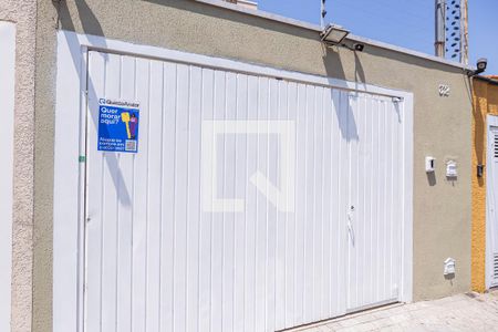 Casa à venda com 183m², 3 quartos e 4 vagas Casa à venda com 183m², 3 quartos e 4 vagasFachada