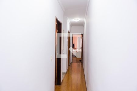 Casa à venda com 183m², 3 quartos e 4 vagas Casa à venda com 183m², 3 quartos e 4 vagasCorredor dos Quartos