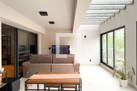 Sala/Cozinha de apartamento à venda com 1 quarto, 70m² em Vila Pompéia, São Paulo